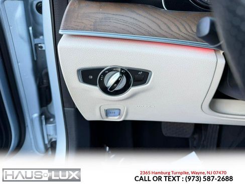 Used 2017 Mercedes-Benz E 300 4MATIC image 34