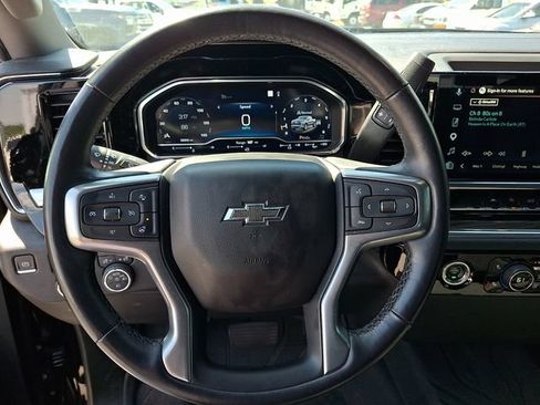 Used 2023 Chevrolet Silverado 1500 RST AWD/4WD image 13