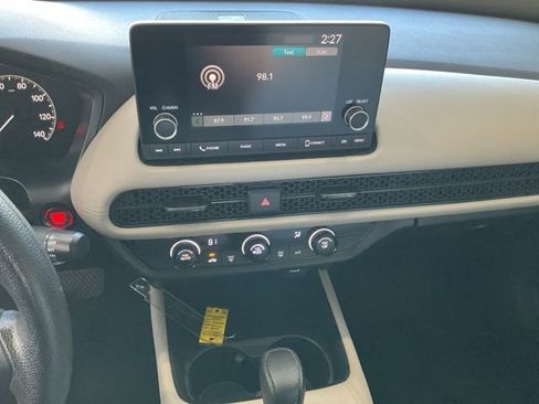 Used 2024 Honda HR-V LX image 13