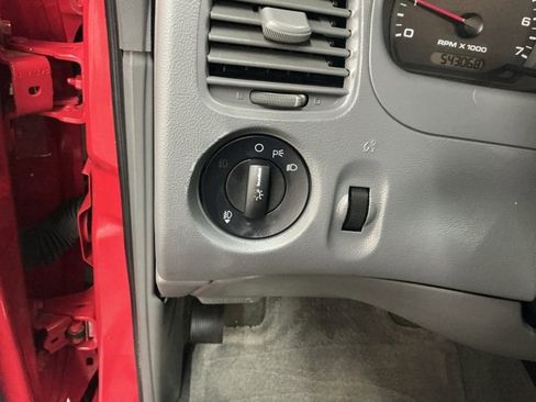 Used 2011 Ford Ranger XLT image 19