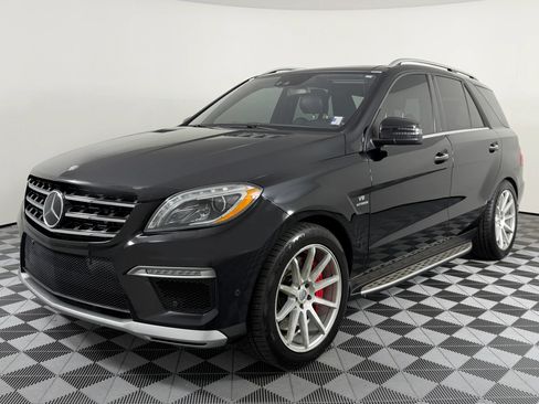 Used 2013 Mercedes-Benz ML 63 AMG 4MATIC image 6