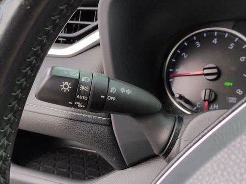 Used 2019 Toyota RAV4 XLE Premium w/ Cold Weather Package AWD/4WD image 27