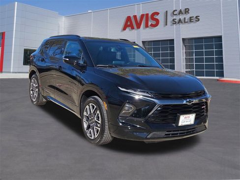 Used 2025 Chevrolet Blazer RS image 9