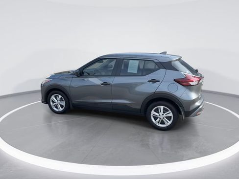 Used 2025 Nissan Kicks Play S FWD image 5
