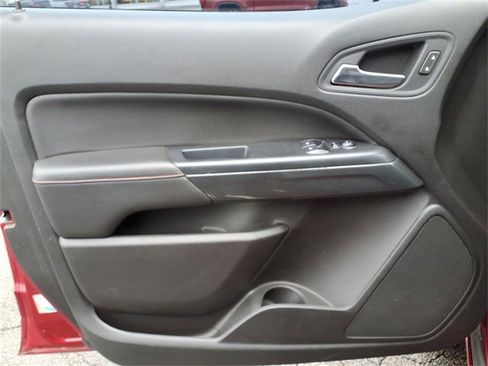 Certified 2018 GMC Canyon All Terrain w/ Trailering Package image 19