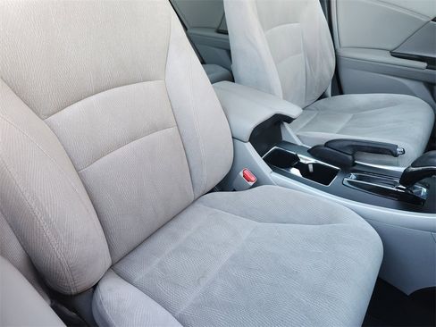 Used 2015 Honda Accord EX image 15