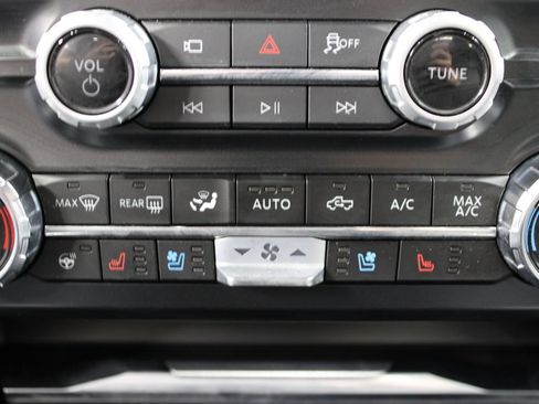 Used 2026 Ford F250 Platinum AWD/4WD image 77