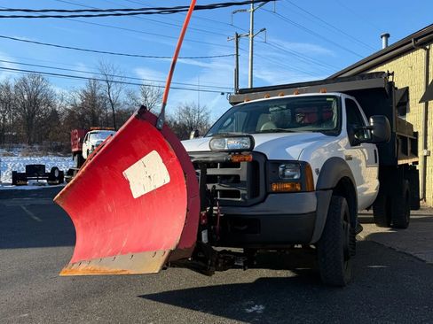 Used 2005 Ford F450 4x4 Regular Cab Super Duty image 4