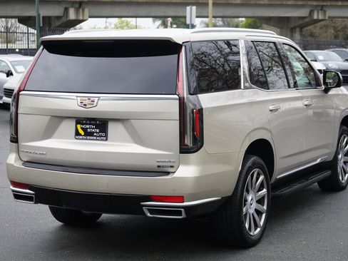 Used 2021 Cadillac Escalade Premium Luxury Platinum image 8