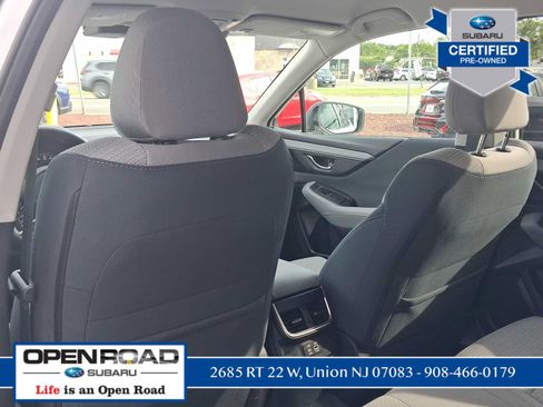 Used 2025 Subaru Outback Premium AWD/4WD image 14