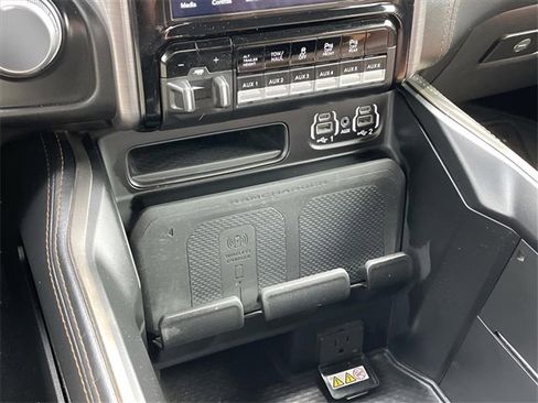 Used 2021 RAM 2500 Limited image 19