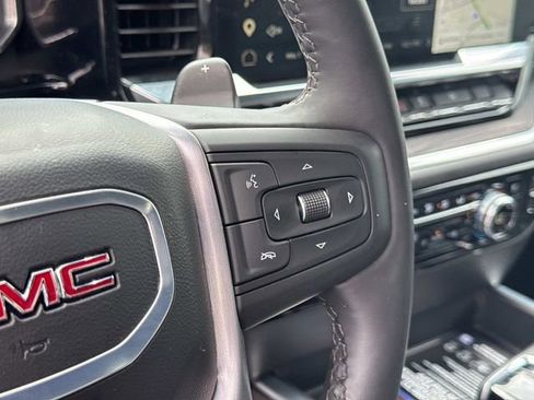 Used 2025 GMC Sierra 1500 SLT w/ SLT Premium Package AWD/4WD image 32