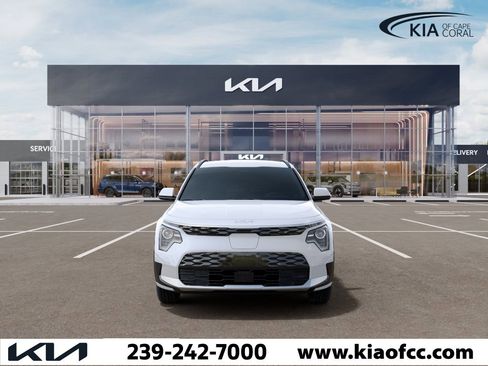 New 2026 Kia Niro Wind FWD image 2