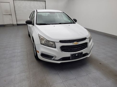 Used 2015 Chevrolet Cruze LS image 14