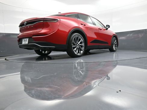 Used 2023 Toyota Crown Limited w/ Advanced Technology Package image 29