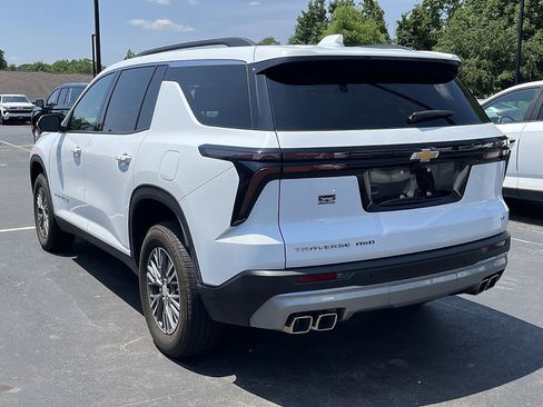 Certified 2024 Chevrolet Traverse LT AWD/4WD image 12