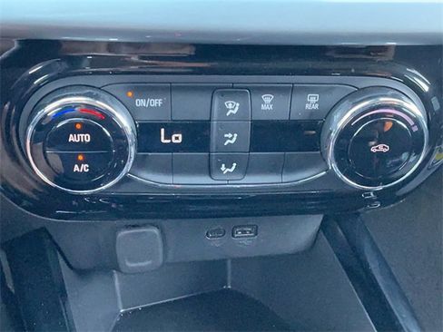 Used 2024 Chevrolet Trax LT image 21