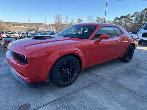 Used 2021 Dodge Challenger R/T Scat Pack image 3