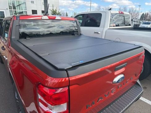 Used 2024 Ford Maverick XL image 12