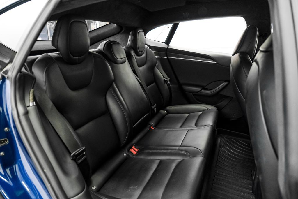 Used 2023 Tesla Model S AWD/4WD image 31