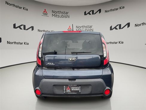 Used 2015 Kia Soul + FWD image 8