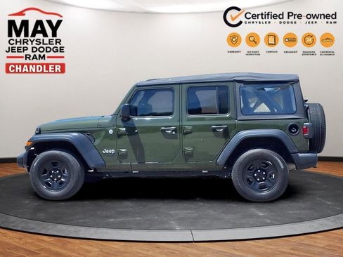 Used 2021 Jeep Wrangler Unlimited Sport AWD/4WD image 17