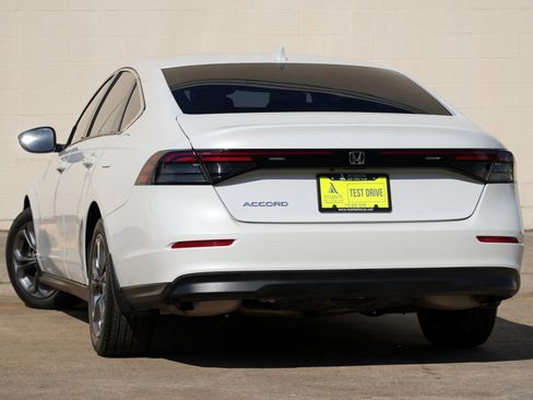 Used 2023 Honda Accord EX image 5