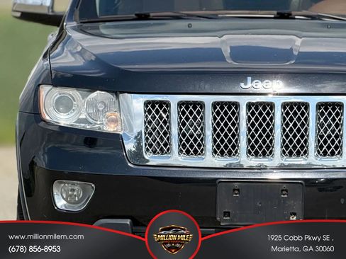 Used 2012 Jeep Grand Cherokee Overland Summit AWD/4WD image 11