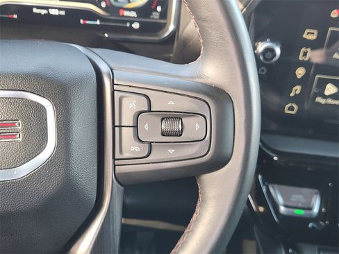 Used 2025 GMC Sierra 2500 AT4X image 25