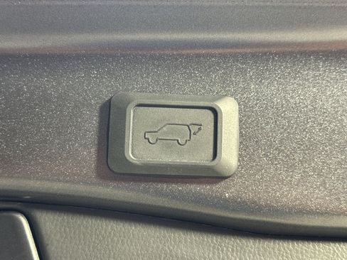 Used 2024 Toyota RAV4 XLE w/ Convenience Package AWD/4WD image 39