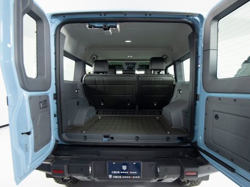 Used 2025 INEOS Grenadier AWD/4WD image 33