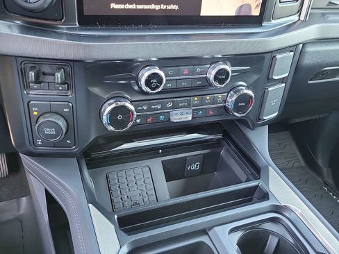 New 2026 Ford F250 Platinum AWD/4WD image 17