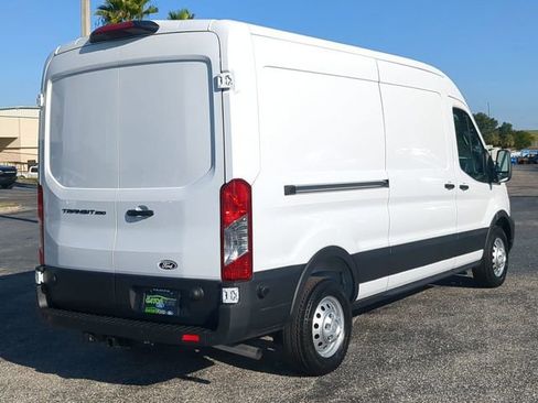 New 2026 Ford Transit 250 148 Medium Roof w/ Load Area Protection Package image 5