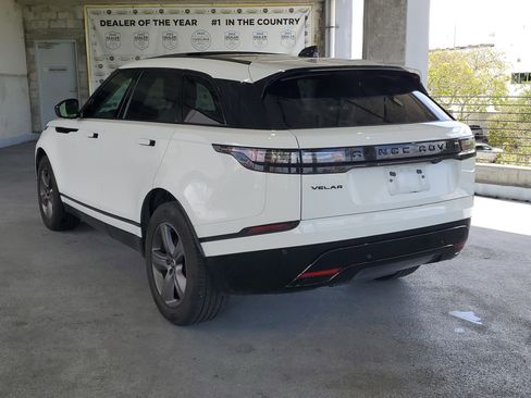 Used 2025 Land Rover Range Rover Velar Dynamic SE image 3