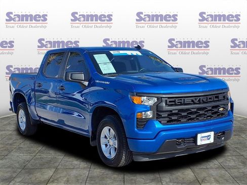 Used 2024 Chevrolet Silverado 1500 Custom image 1