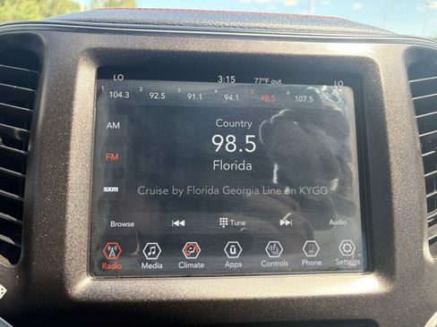 Used 2019 Jeep Cherokee Trailhawk w/ Comfort/Convenience Group AWD/4WD image 23
