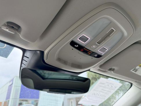 Certified 2023 Volvo XC60 B5 Plus w/ Climate Package image 23