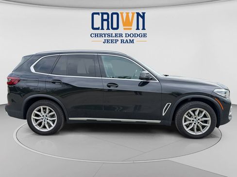 Used 2023 BMW X5 xDrive40i AWD/4WD image 2