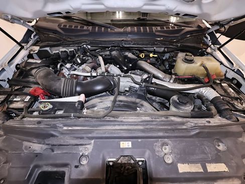 Used 2018 Ford F450 XL AWD/4WD image 17