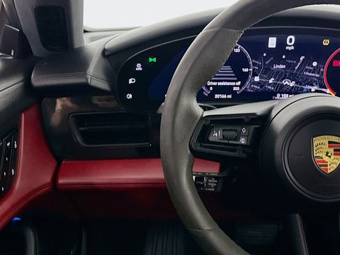 Used 2022 Porsche Taycan 4S image 11