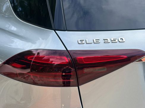 Certified 2025 Mercedes-Benz GLE 350 4MATIC image 39