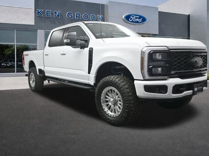 New 2026 Ford F250 Lariat w/ Tremor Off-Road Package