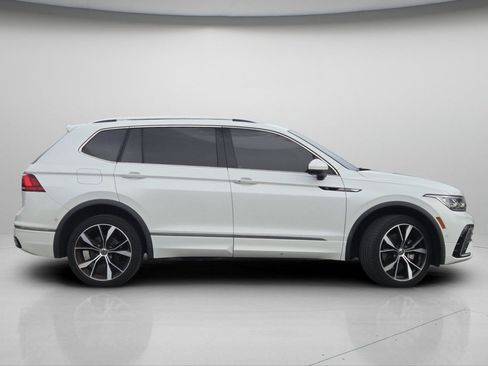 Used 2022 Volkswagen Tiguan SEL R-Line AWD/4WD image 26
