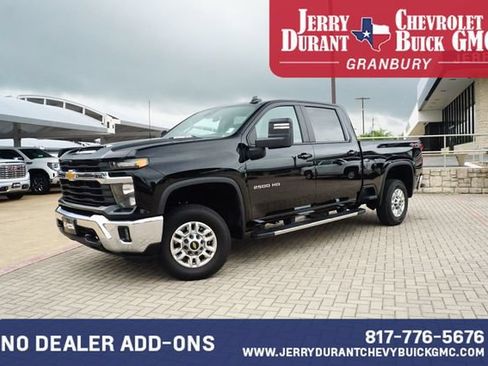 Used 2025 Chevrolet Silverado 2500 LT w/ Convenience Package AWD/4WD image 4