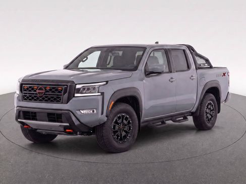 Used 2023 Nissan Frontier Pro-X w/ Pro-X Premium Package RWD image 2