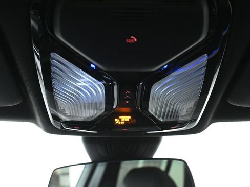 Used 2023 BMW X5 xDrive40i w/ Premium Package AWD/4WD image 21