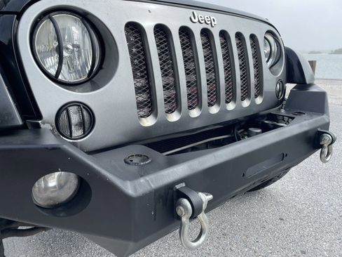 Used 2015 Jeep Wrangler Sport image 34