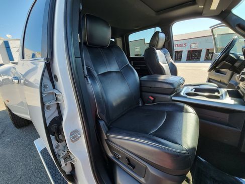 Used 2017 RAM 3500 Laramie Longhorn AWD/4WD image 26
