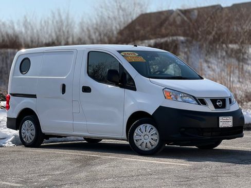 Used 2019 Nissan NV200 S image 1