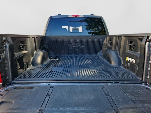 Used 2022 Ford F150 Lariat w/ Equipment Group 502A High AWD/4WD image 21